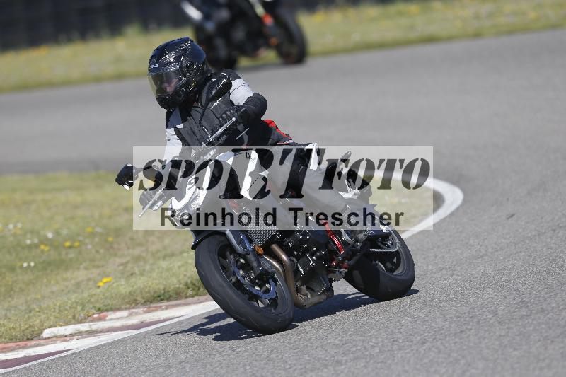 /06 08.04.2026 Cornu Master School ADR/Gruppe gruen/19